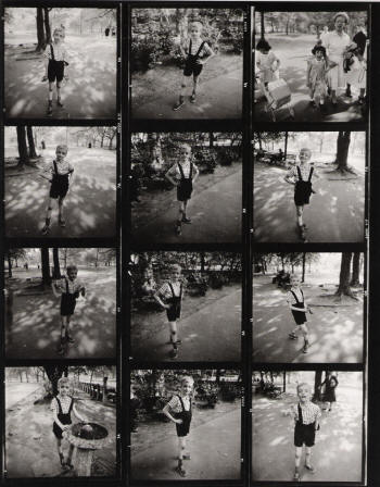 Arbus_Diane_Child_with_a_Toy_Hand_Grenade_in_Central_Park_contact_sheet_resampled_1